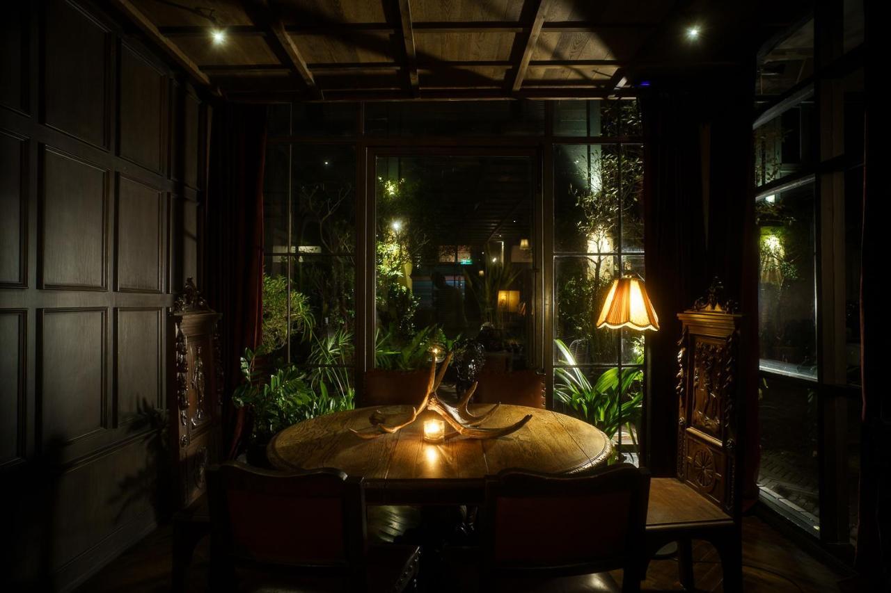 Baan Tuk Din Hotel Banguecoque Exterior foto